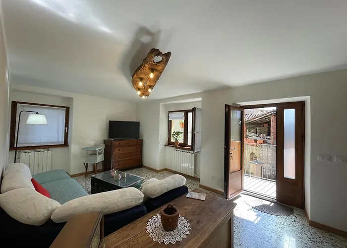 Nyaraló Cantusuet *